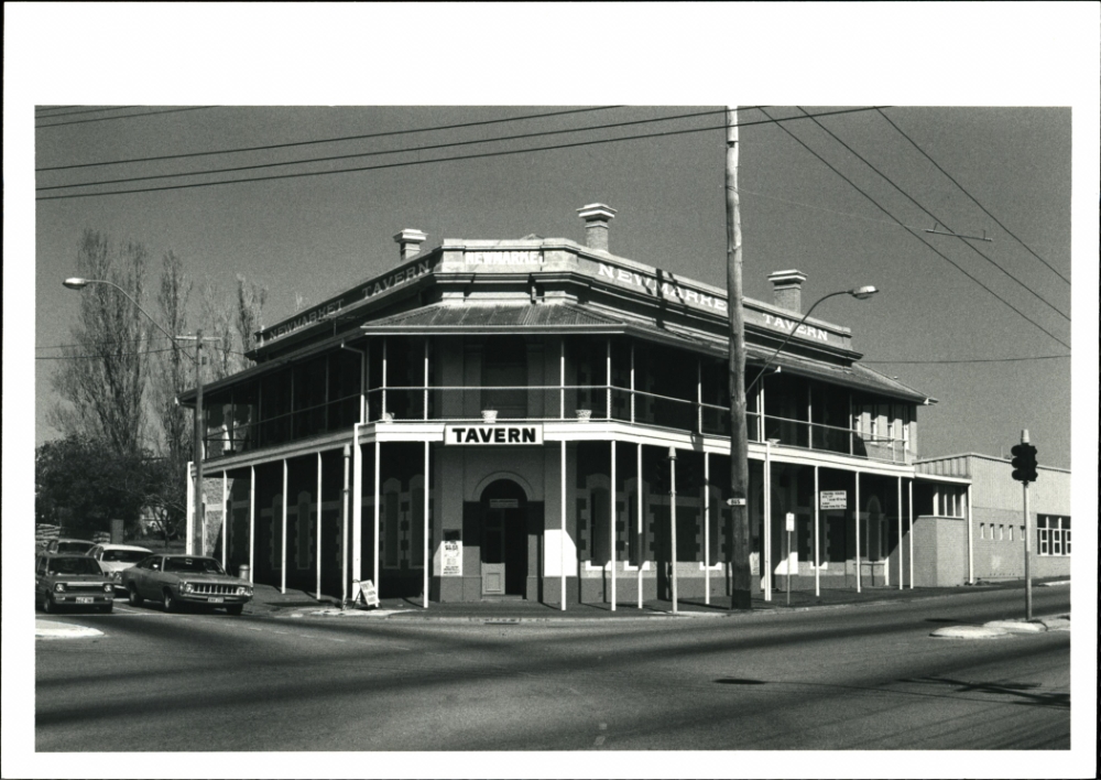 Newmarket Hotel facing south-east, 1981