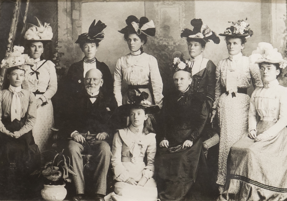 Troode family, c1899 [picture]